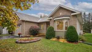 7 Forest Creek Dr, Stittsville, ON K2S 1L6, Canada Photo 0