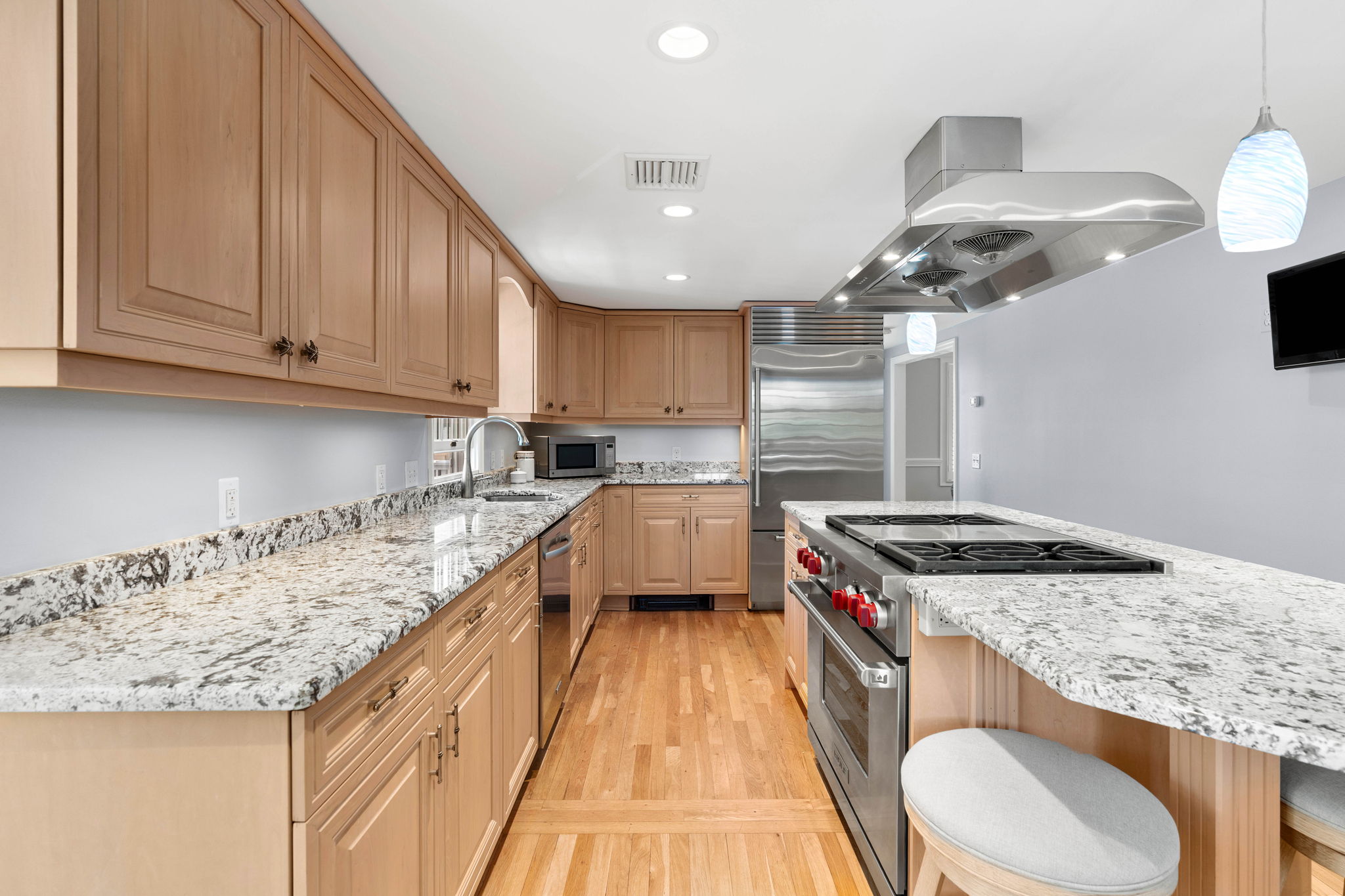 7 Fort Beach Way, Marblehead, MA 01945, USA Photo 29