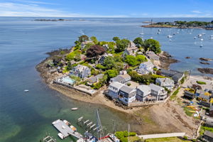 7 Fort Beach Way, Marblehead, MA 01945, USA Photo 8