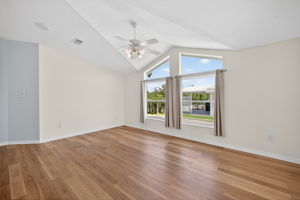 Living Room 3 of 4