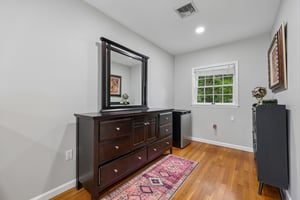 Glenmere Rd-S1405-047.jpg