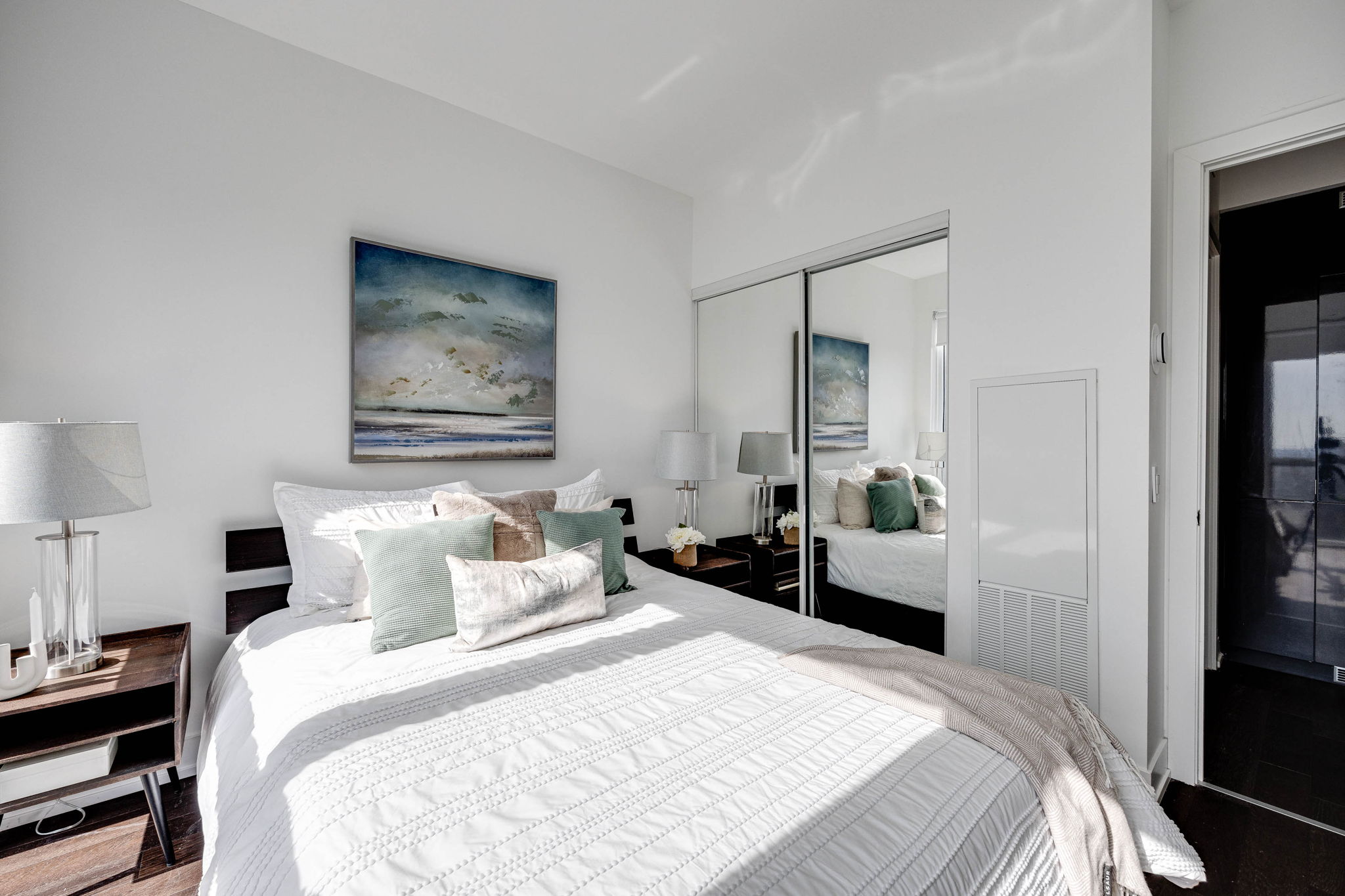 Toronto property showcase — delivered property photograph 18