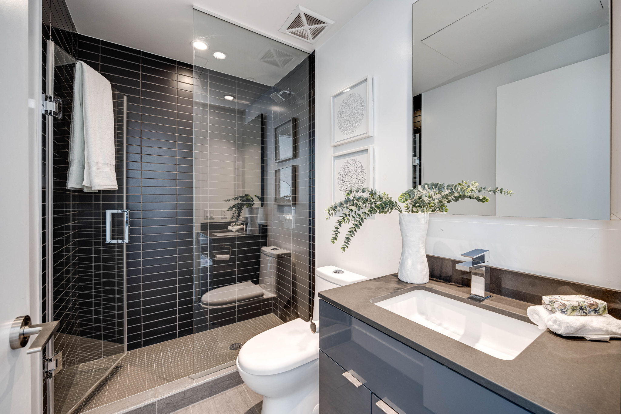 Toronto property showcase — delivered property photograph 15