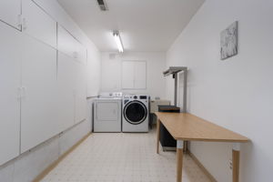  Photo 39