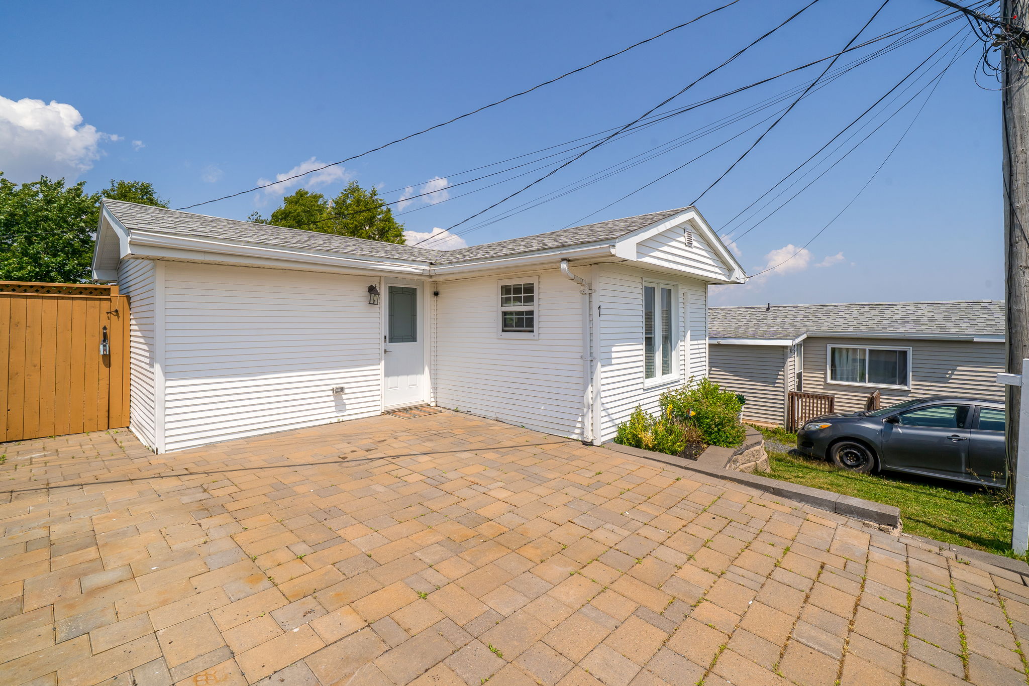  Photo 67