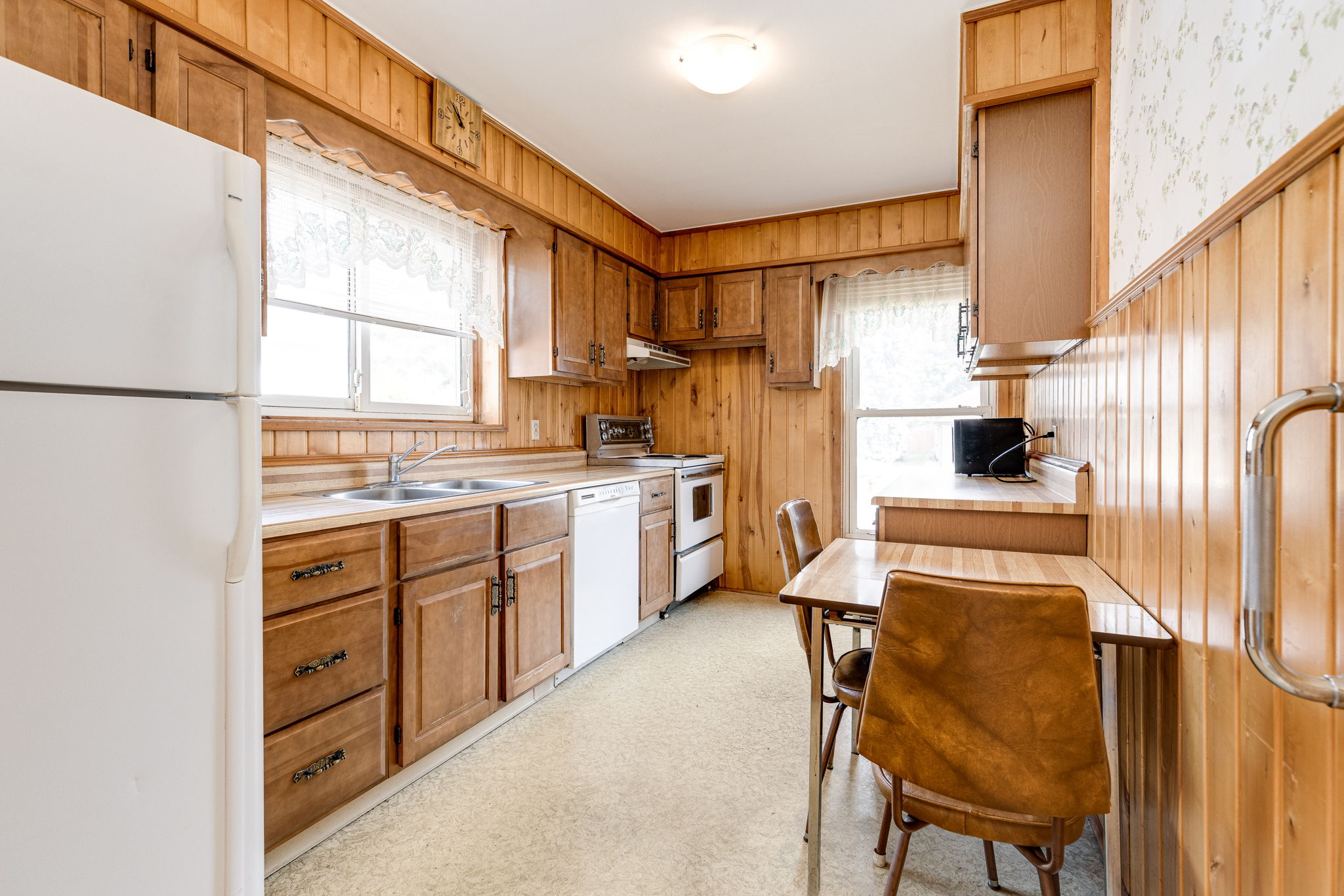 Aurora property showcase — delivered property photograph 4