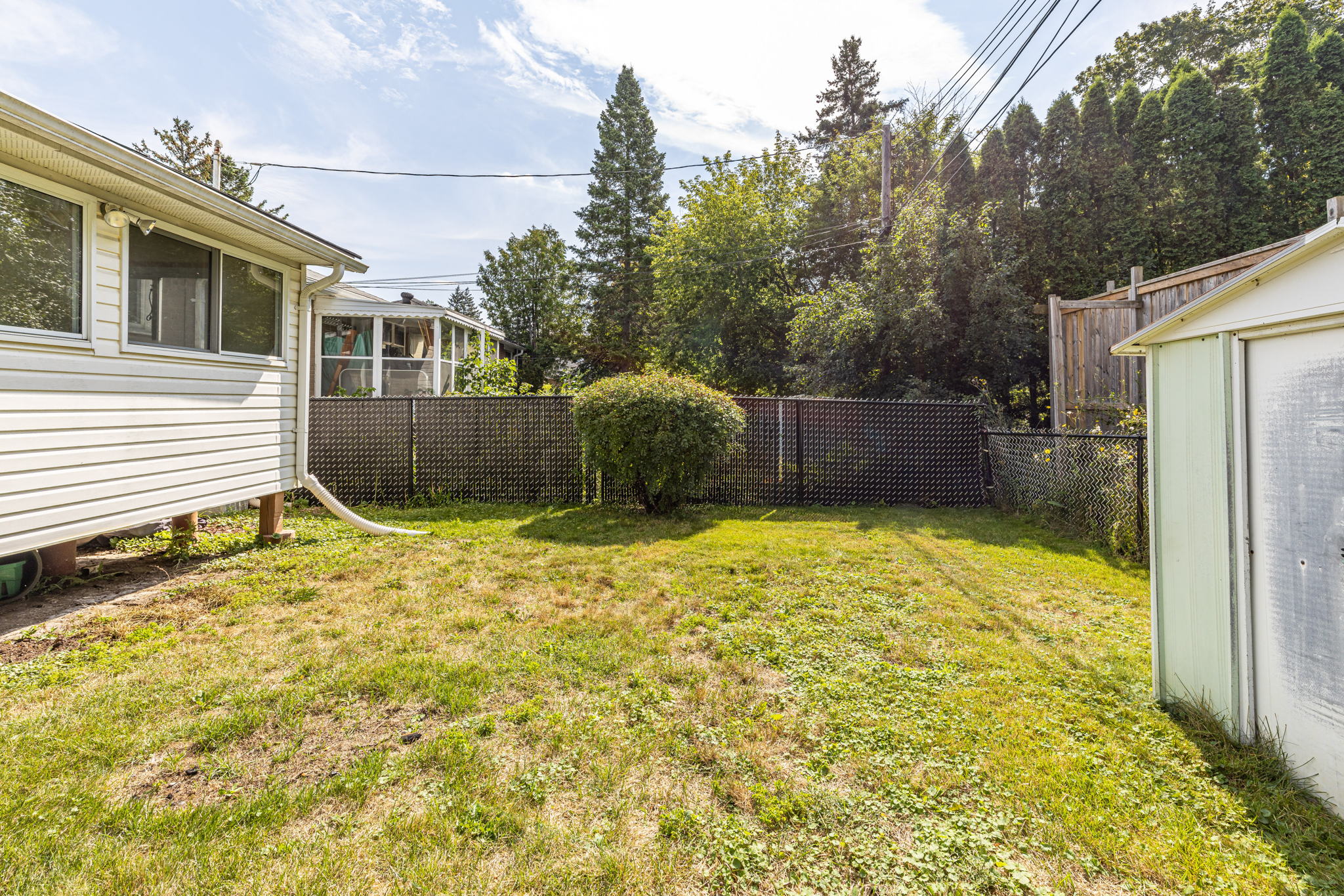 Aurora property showcase — delivered property photograph 27