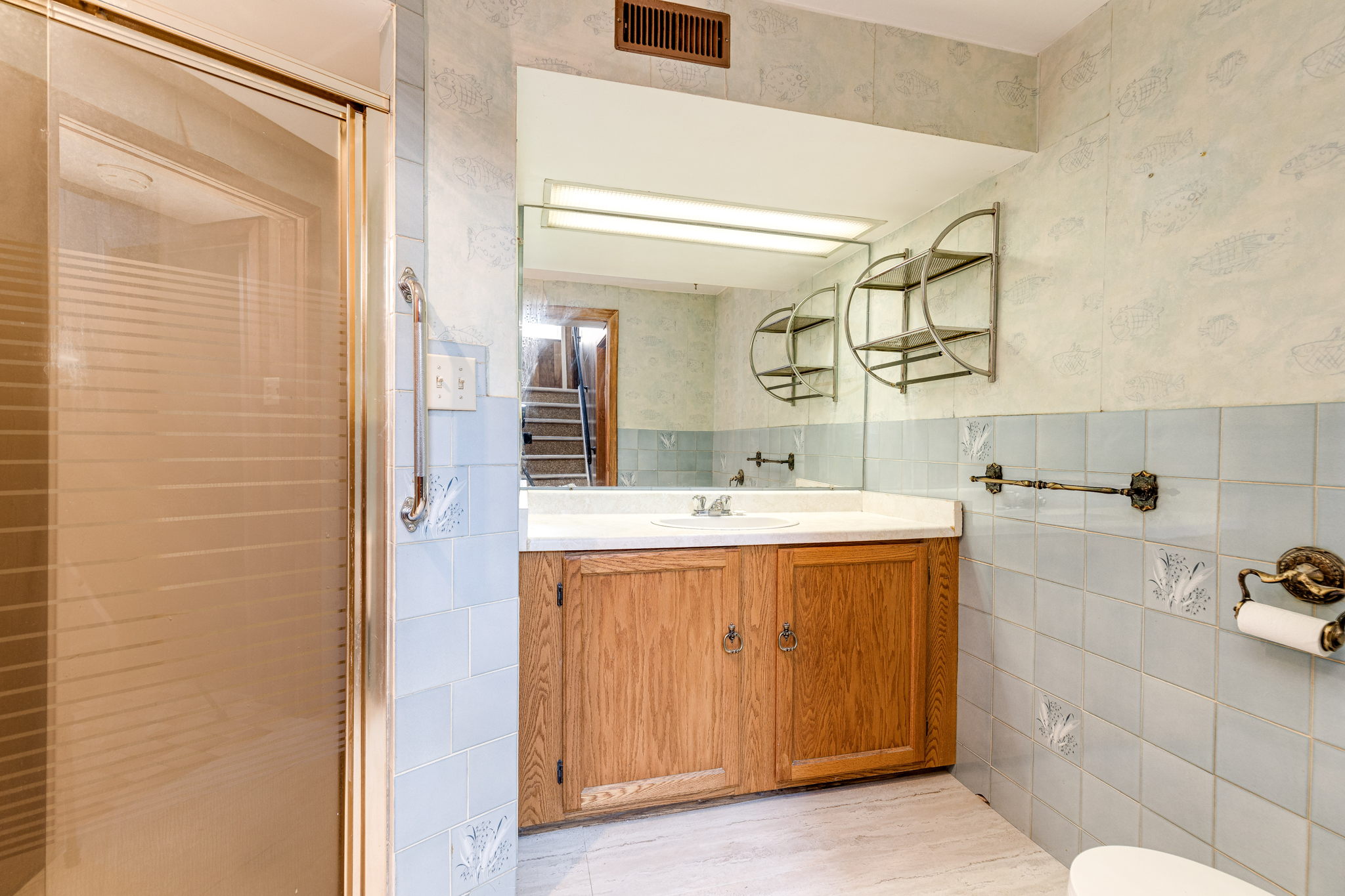 Aurora property showcase — delivered property photograph 24