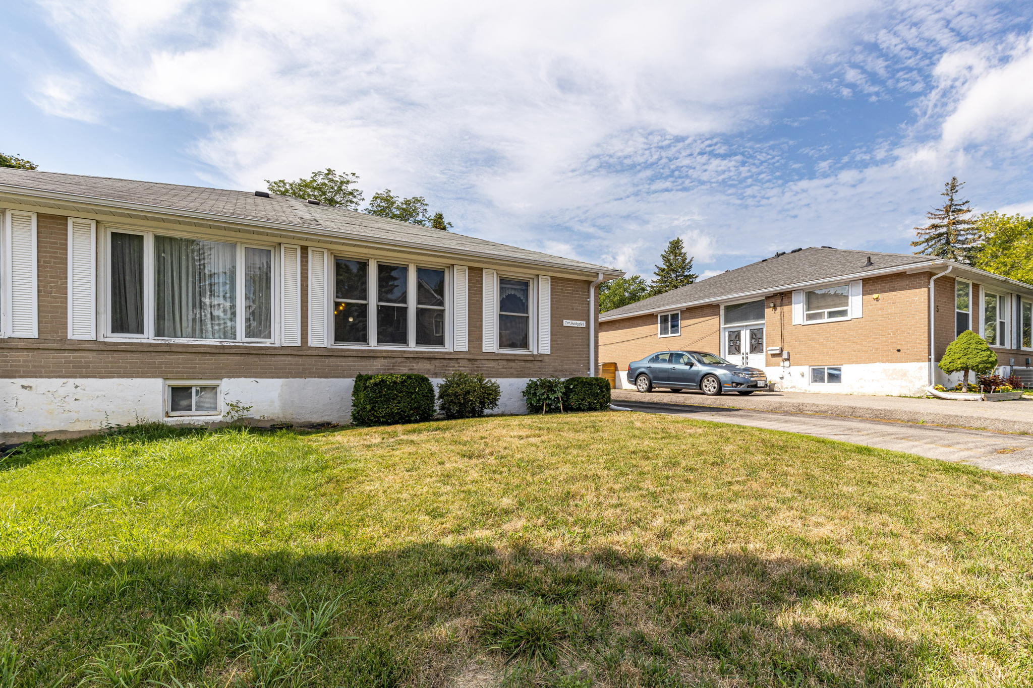 Aurora property showcase — delivered property photograph 3