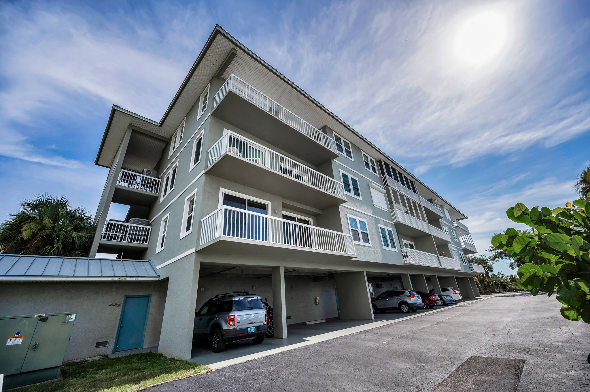 Rear Exterior2