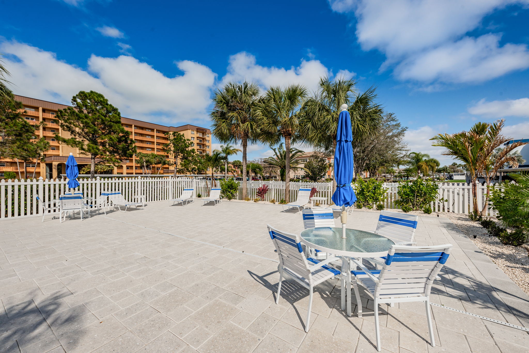 6-Patio