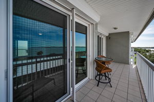 Primary Bedroom Balcony8