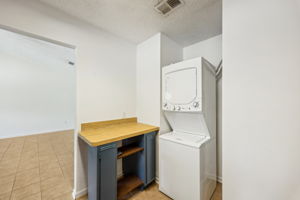 Kitchen / Laundry Area