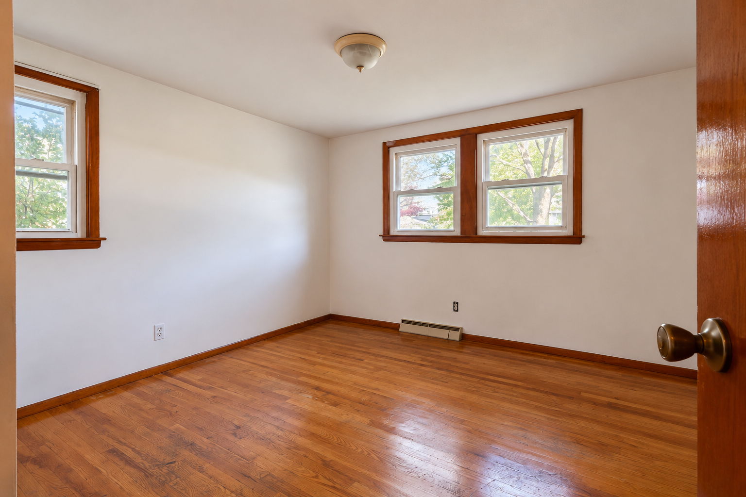  Photo 34