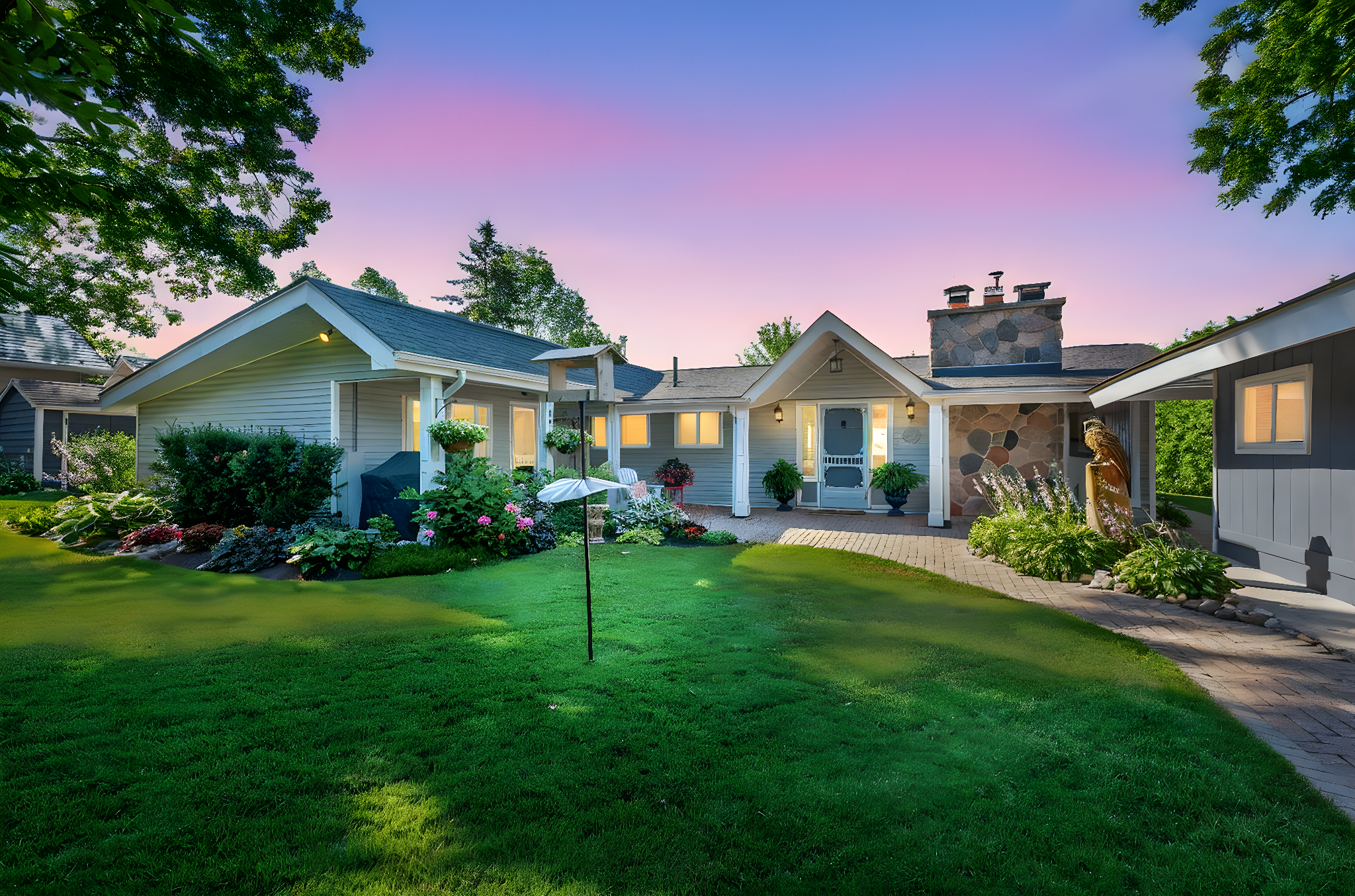 7 Lakeshore Road E_103 day to dusk.jpeg