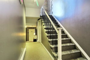  Photo 33