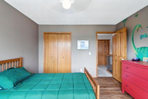  Photo 40