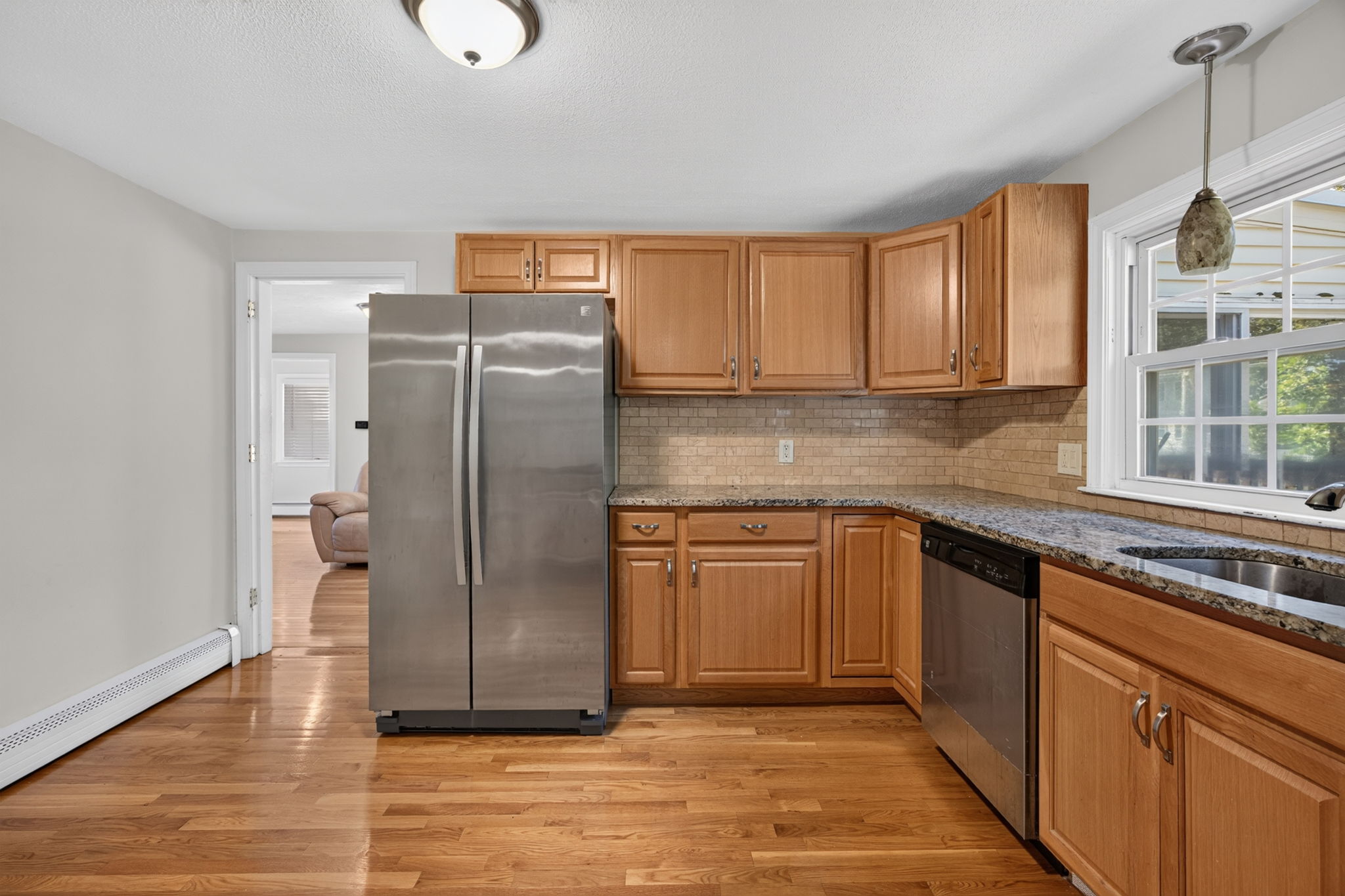 7 Madeline Rd, Tewksbury, MA 01876, USA Photo 6