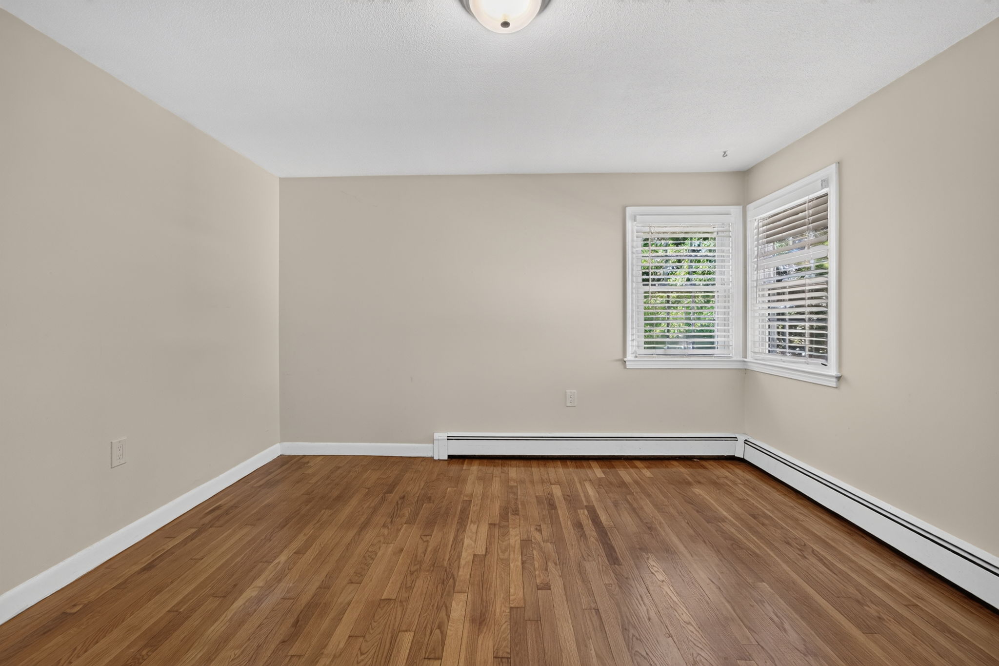 7 Madeline Rd, Tewksbury, MA 01876, USA Photo 18