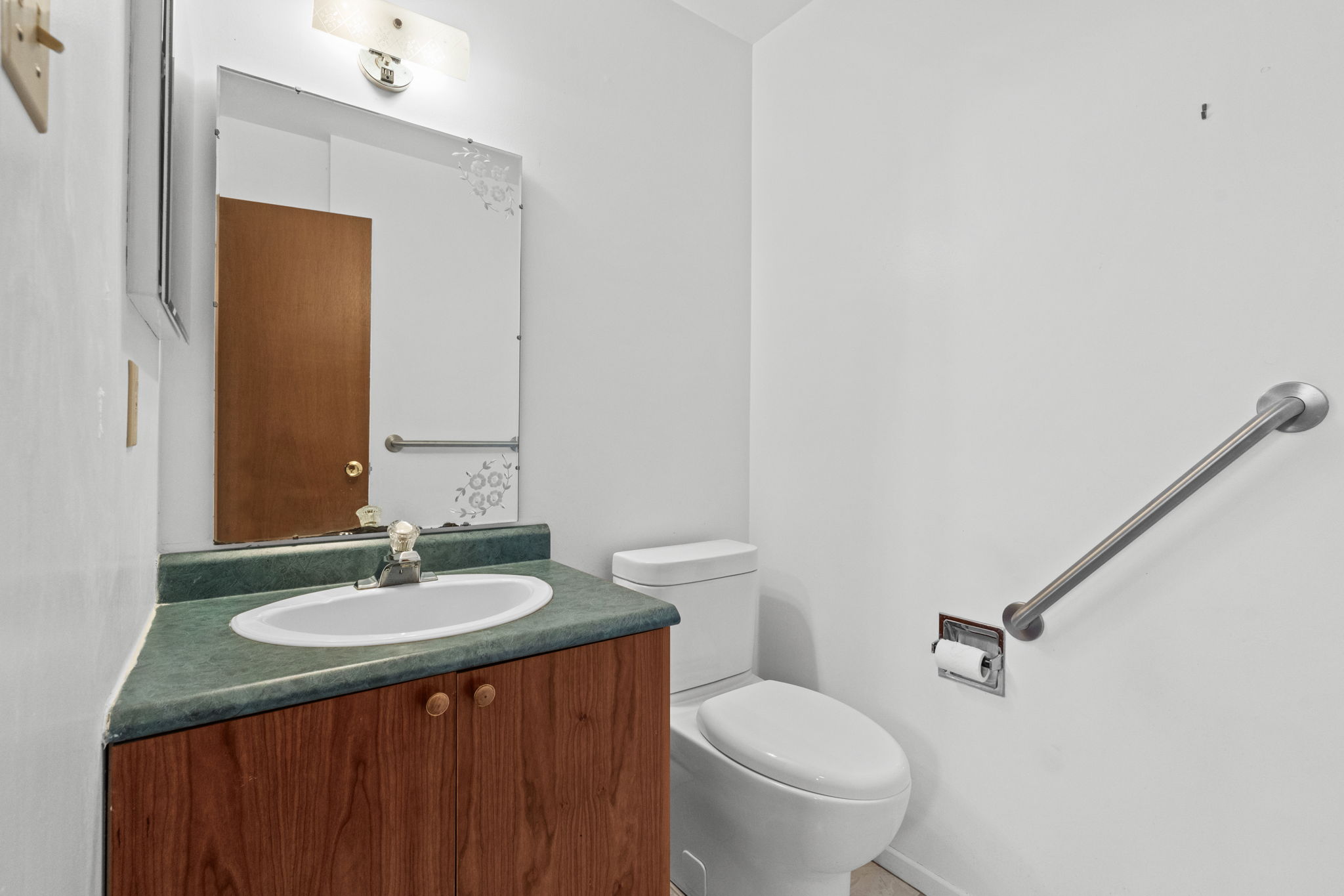  Photo 41
