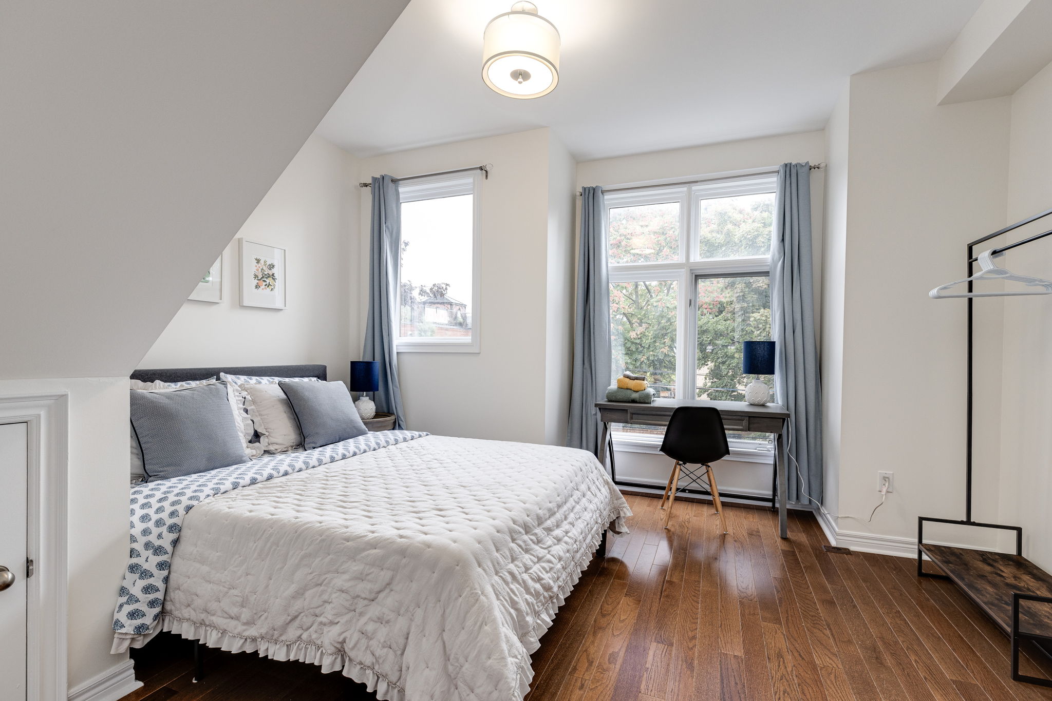 Toronto property showcase — delivered property photograph 15