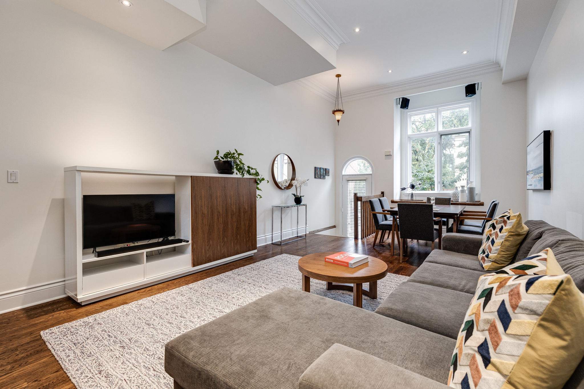 Toronto property showcase — delivered property photograph 2