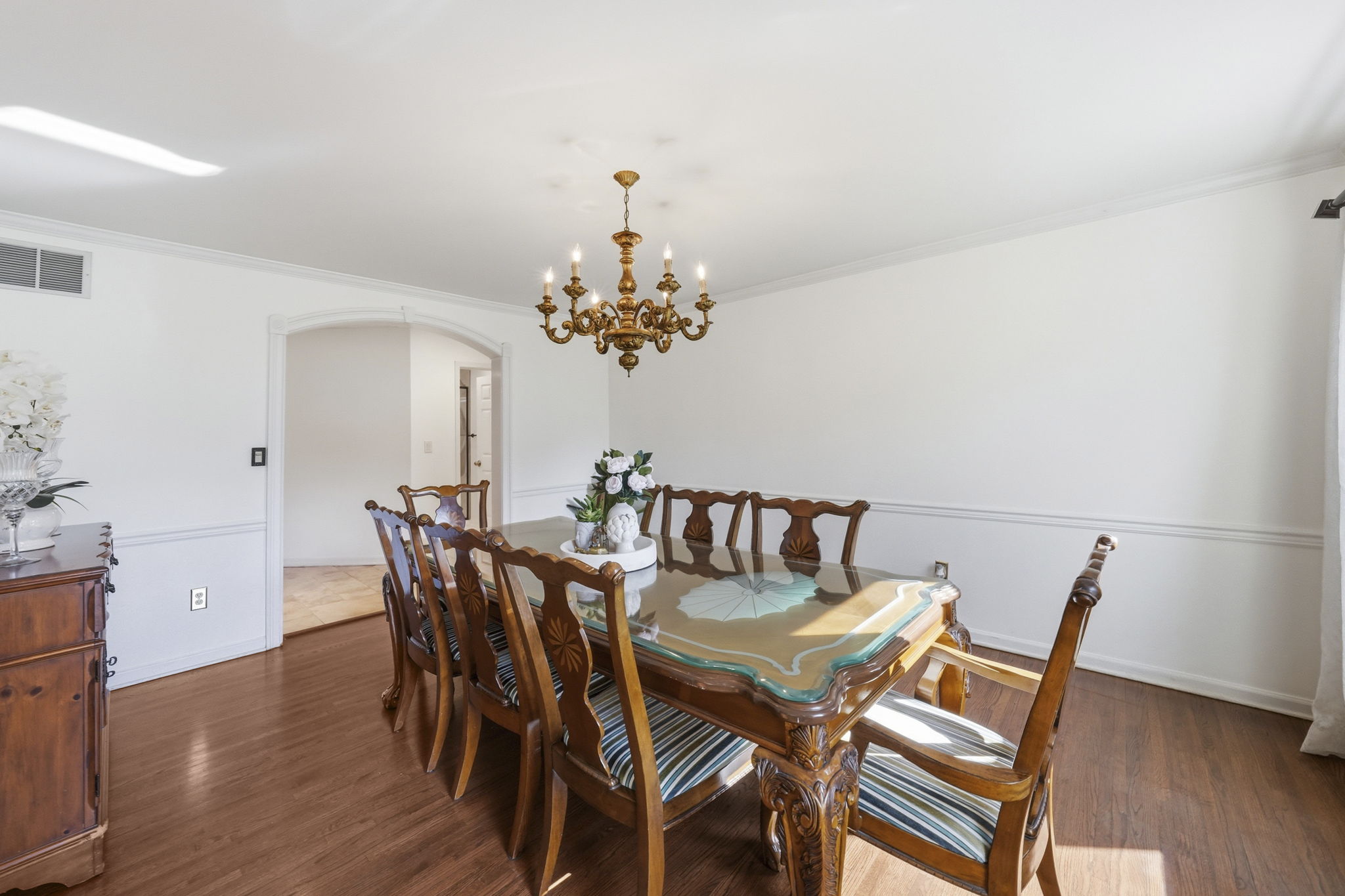 Formal dining area