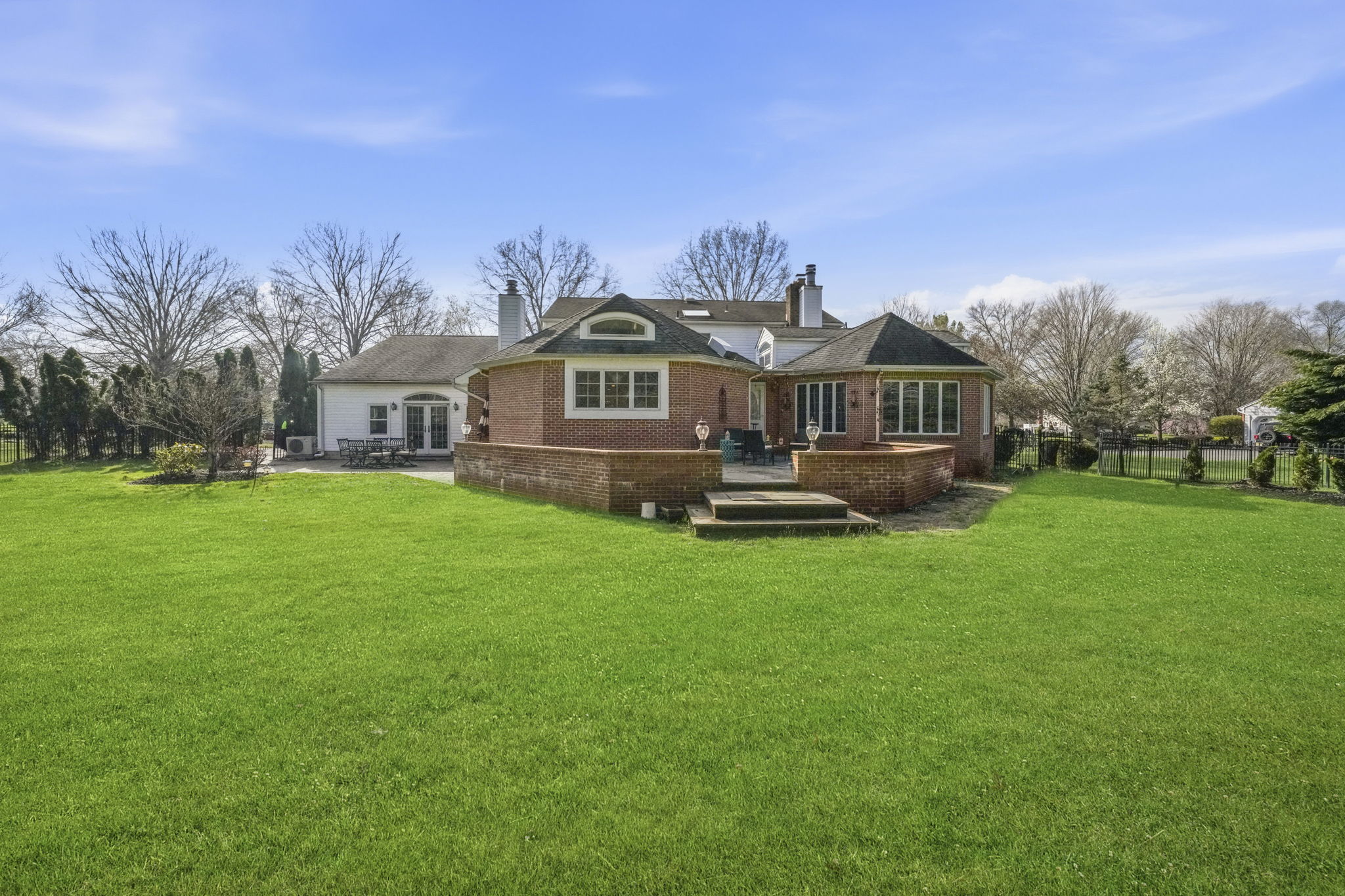 beautiful close to an acre lot