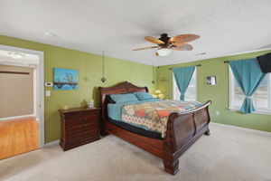  Photo 9