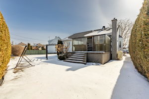  Photo 40