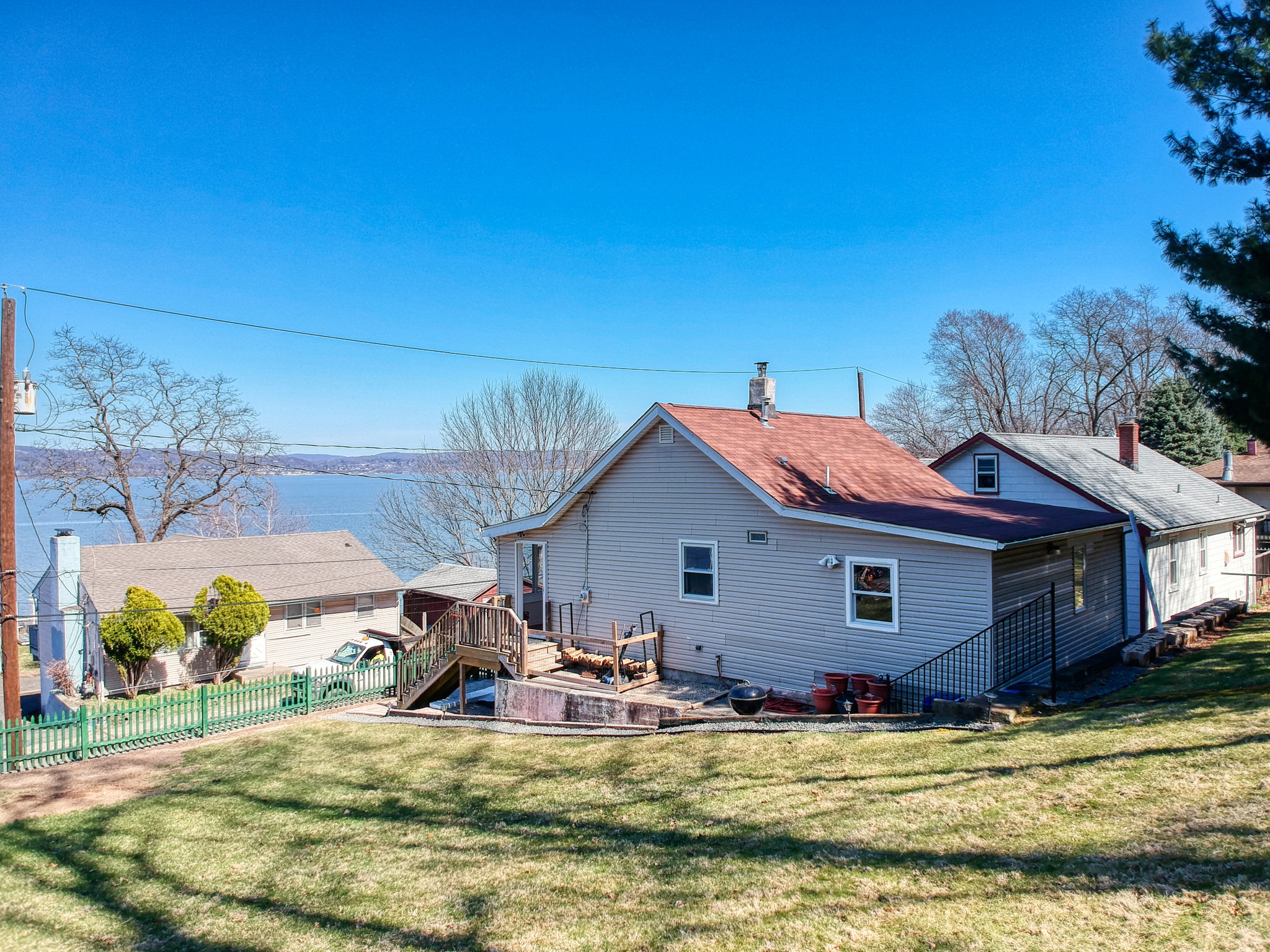 7 Riverside Ave, Haverstraw, NY 10927 Alchemist Photography