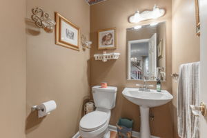  Photo 31