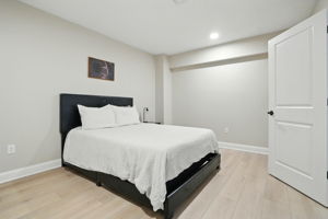  Photo 49