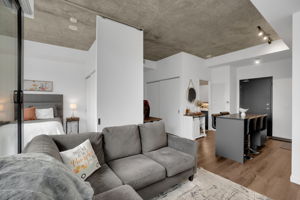 7 Smith Crescent, Toronto, ON M8Z 0G3, Canada Photo 12