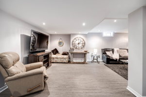 7 Southwell Ave, Whitby, ON L1P 1M5, Canada Photo 40