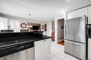 7 Southwell Ave, Whitby, ON L1P 1M5, Canada Photo 11