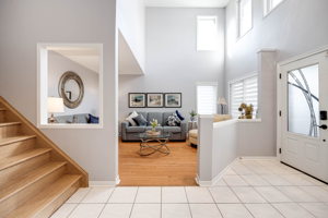 7 Southwell Ave, Whitby, ON L1P 1M5, Canada Photo 4