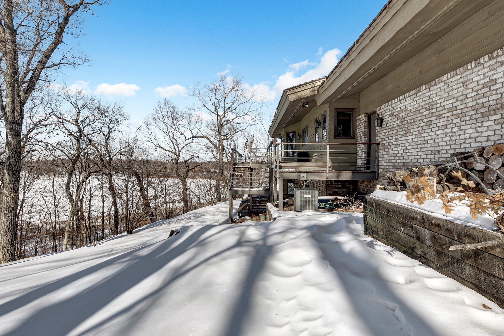 7 W Bay Ln, North Oaks, MN 55127, USA Photo 91