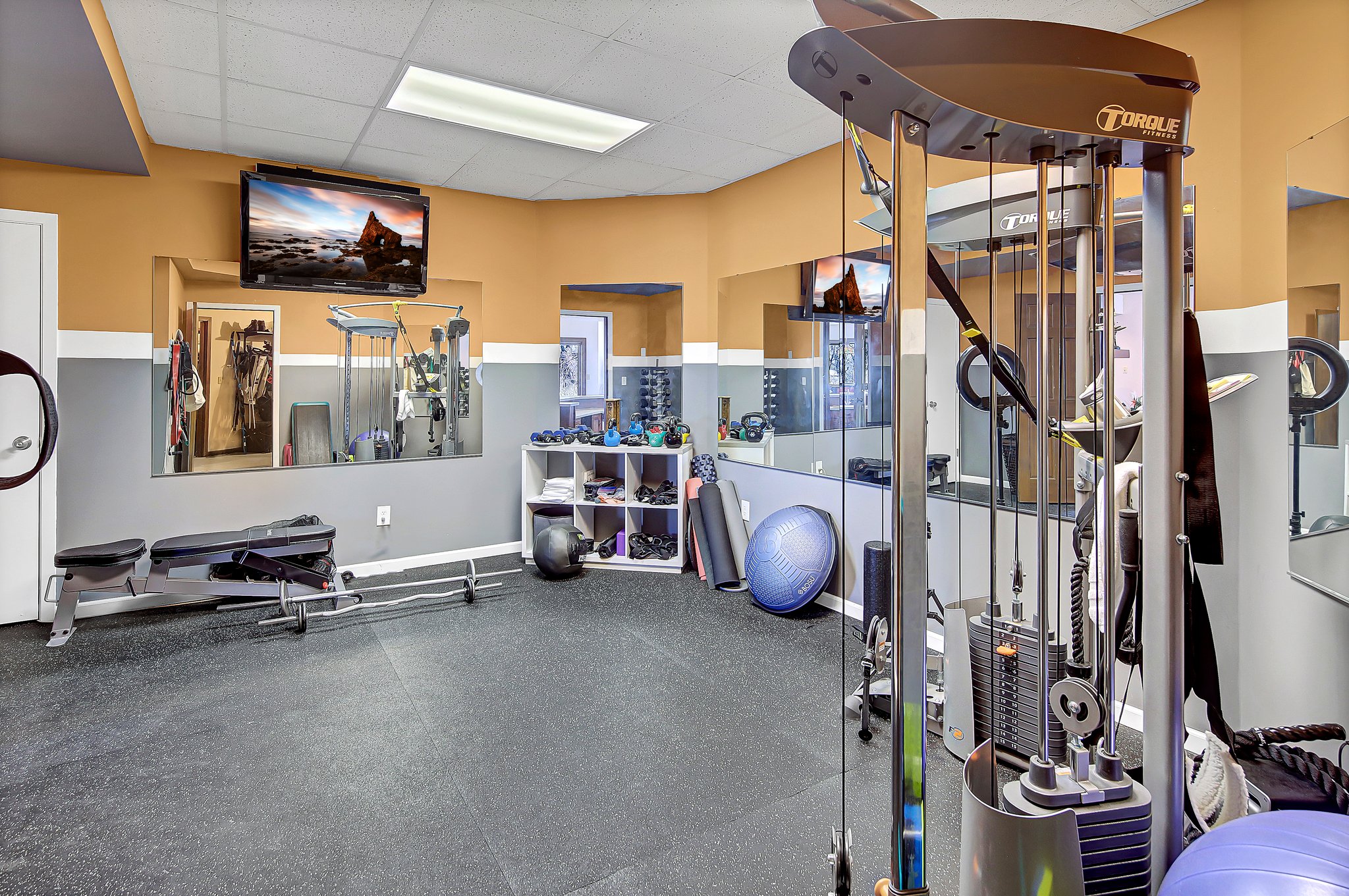 7 W Bay Ln, North Oaks, MN 55127, USA Photo 84