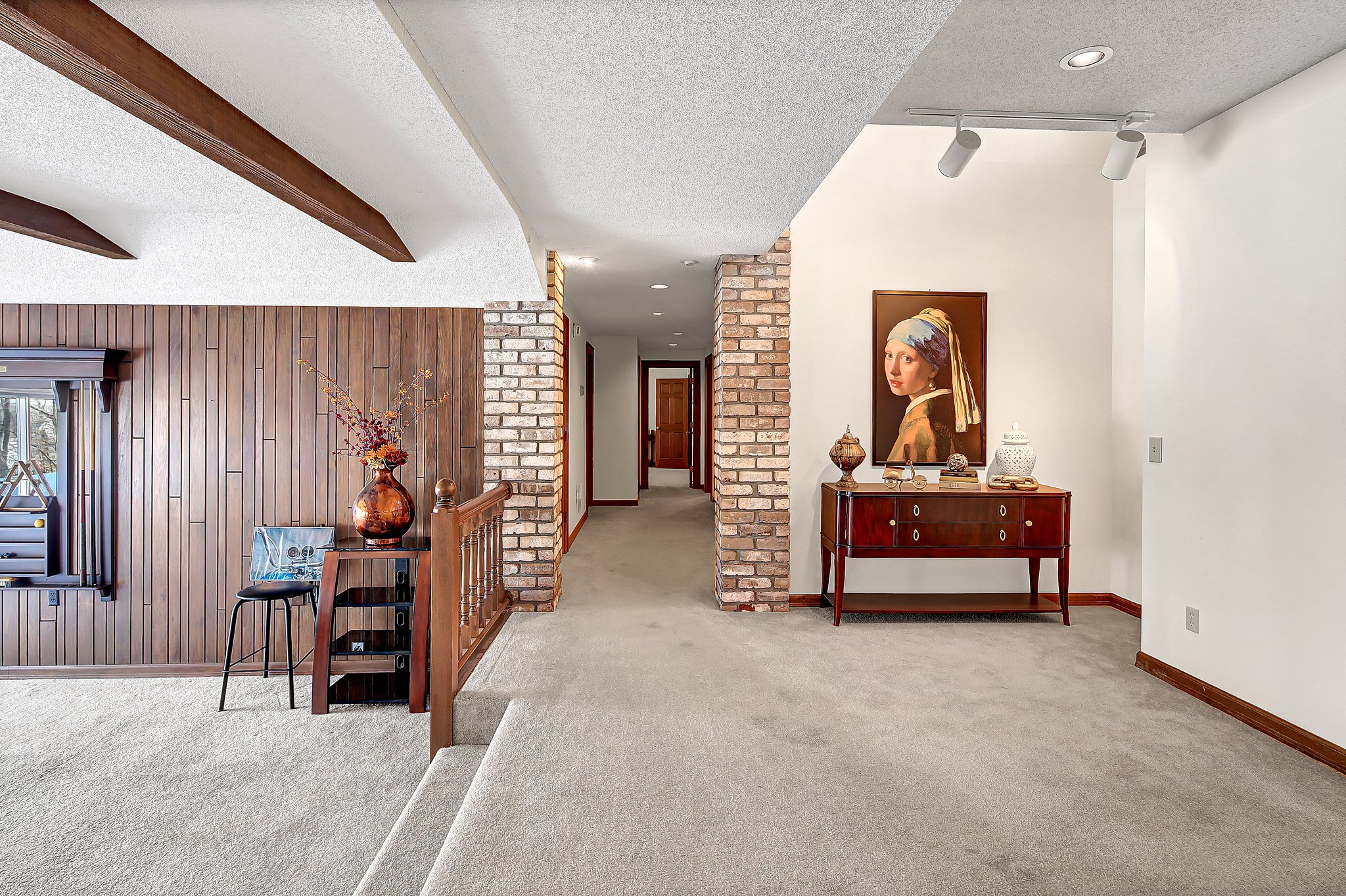 7 W Bay Ln, North Oaks, MN 55127, USA Photo 52