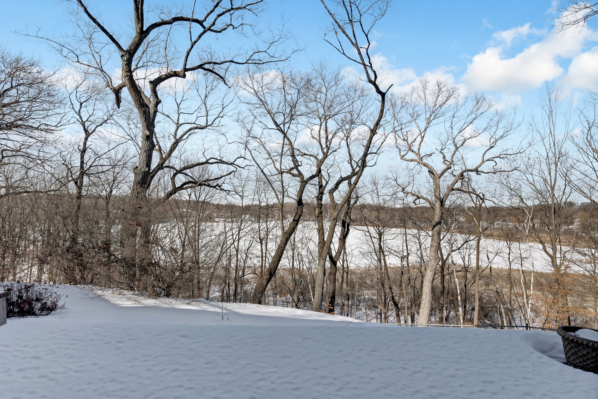 7 W Bay Ln, North Oaks, MN 55127, USA Photo 88