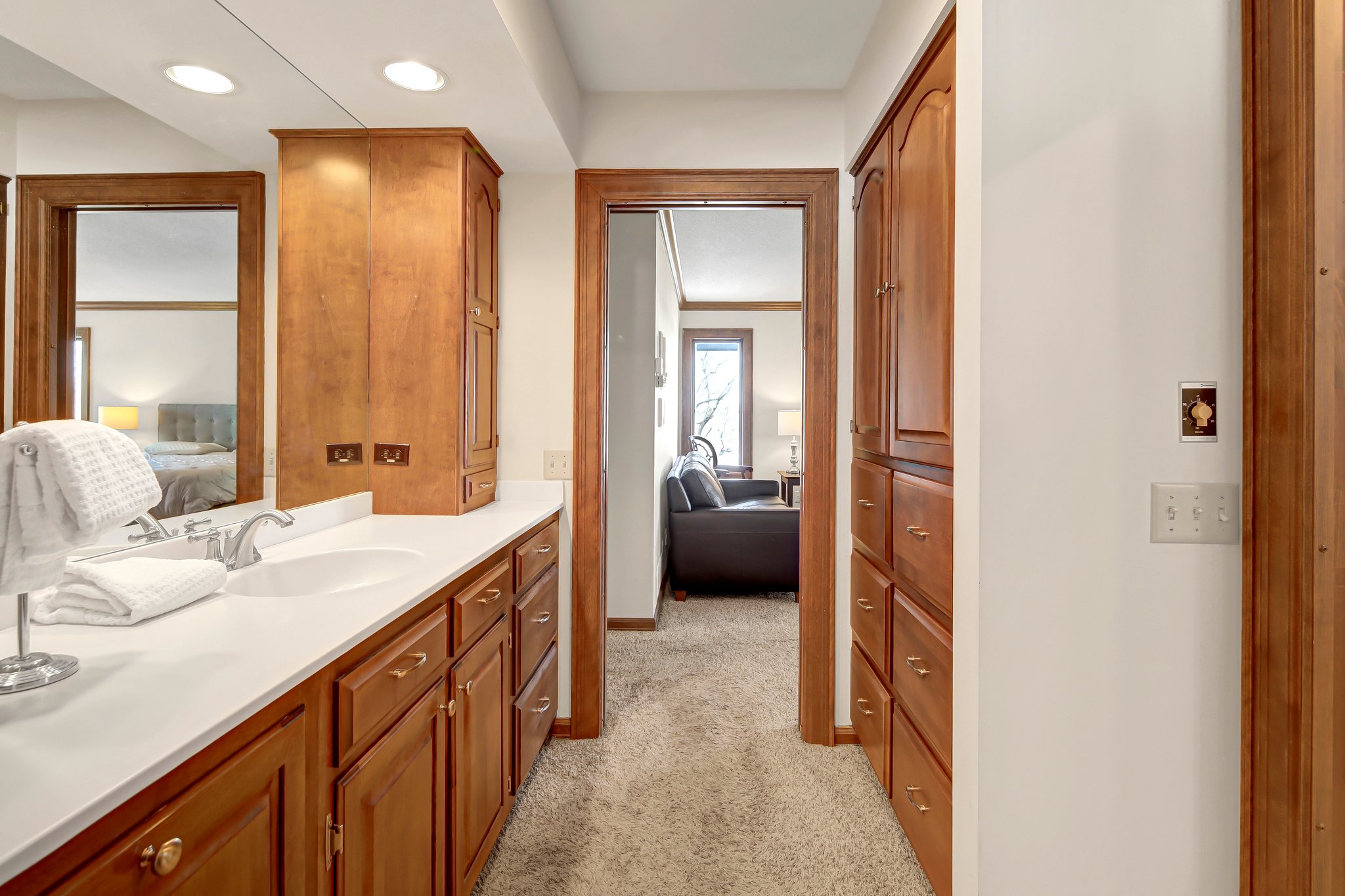 7 W Bay Ln, North Oaks, MN 55127, USA Photo 41