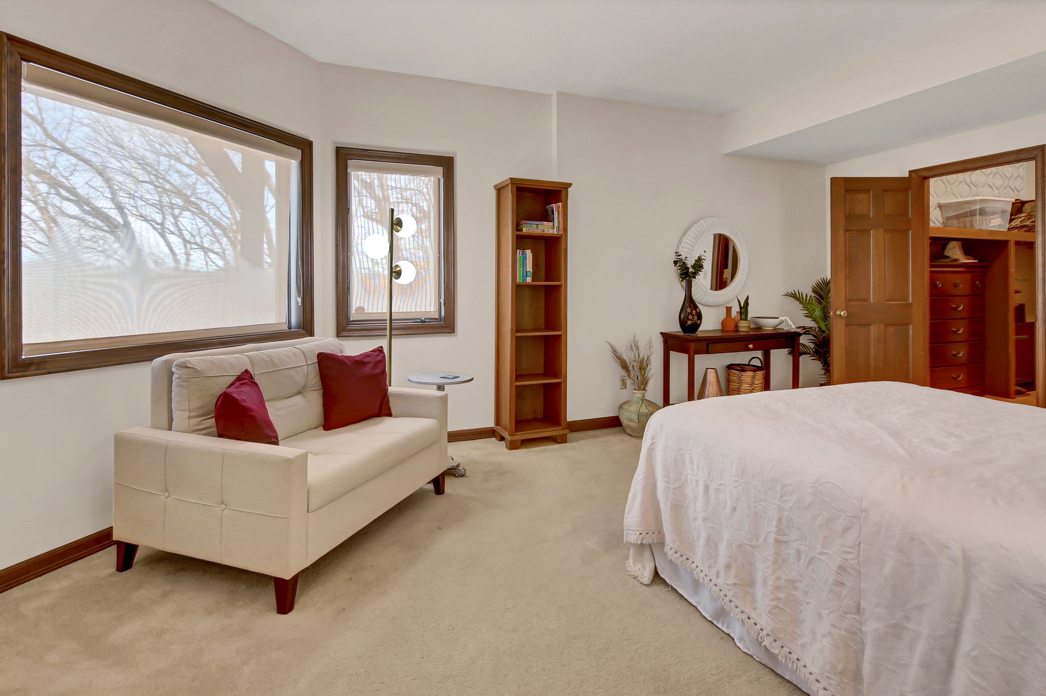 7 W Bay Ln, North Oaks, MN 55127, USA Photo 71