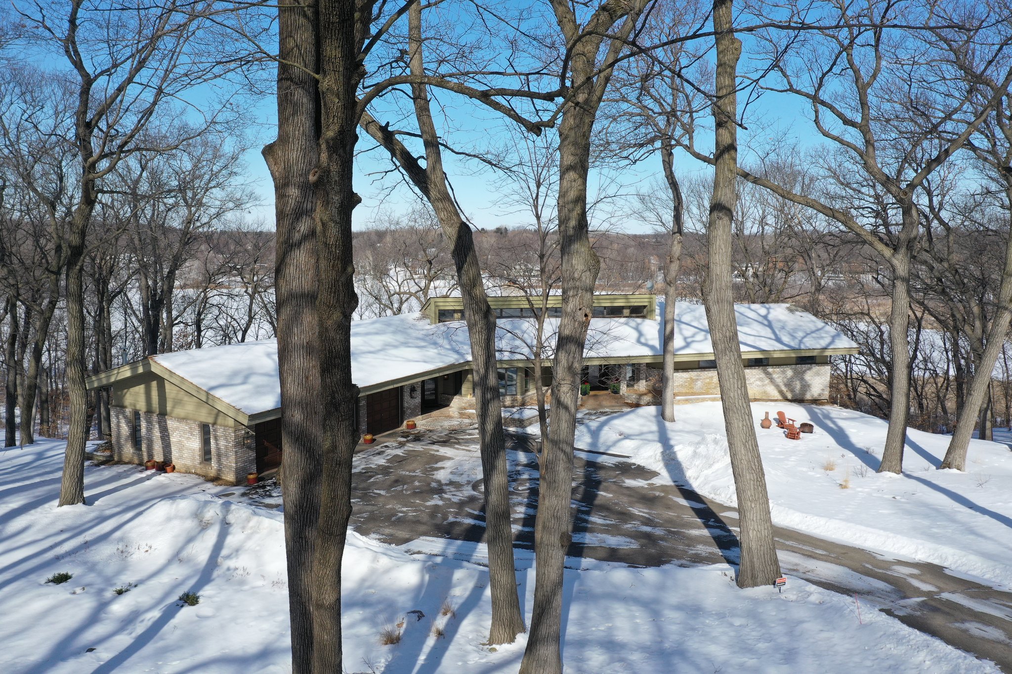 7 W Bay Ln, North Oaks, MN 55127, USA Photo 3