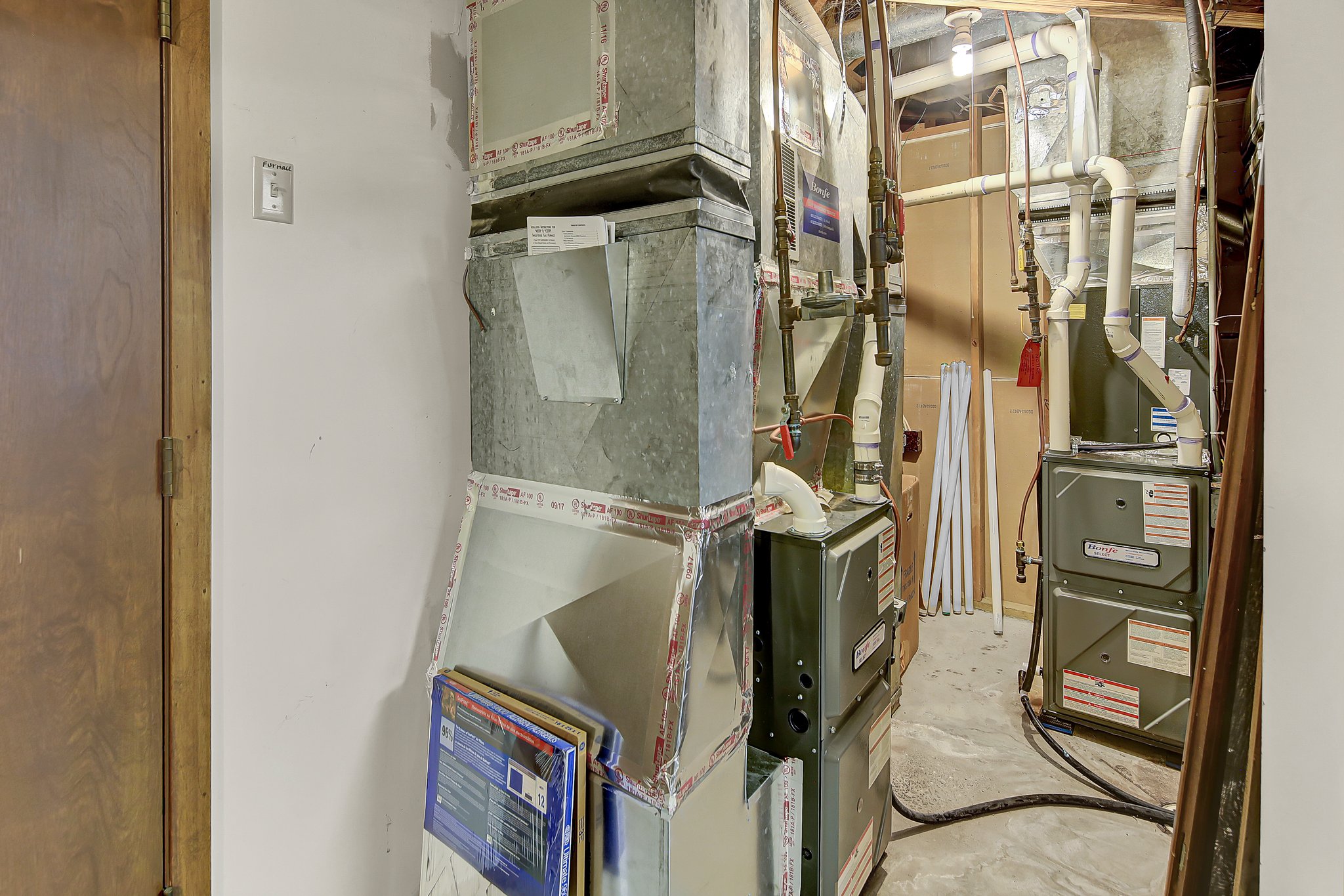 7 W Bay Ln, North Oaks, MN 55127, USA Photo 86