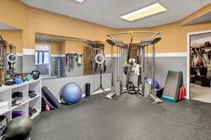 7 W Bay Ln, North Oaks, MN 55127, USA Photo 82