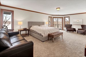 7 W Bay Ln, North Oaks, MN 55127, USA Photo 28