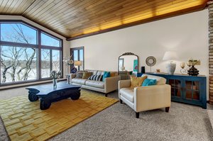 7 W Bay Ln, North Oaks, MN 55127, USA Photo 7