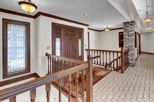 7 W Bay Ln, North Oaks, MN 55127, USA Photo 14