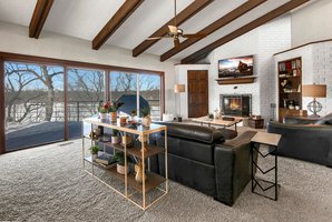 7 W Bay Ln, North Oaks, MN 55127, USA Photo 15